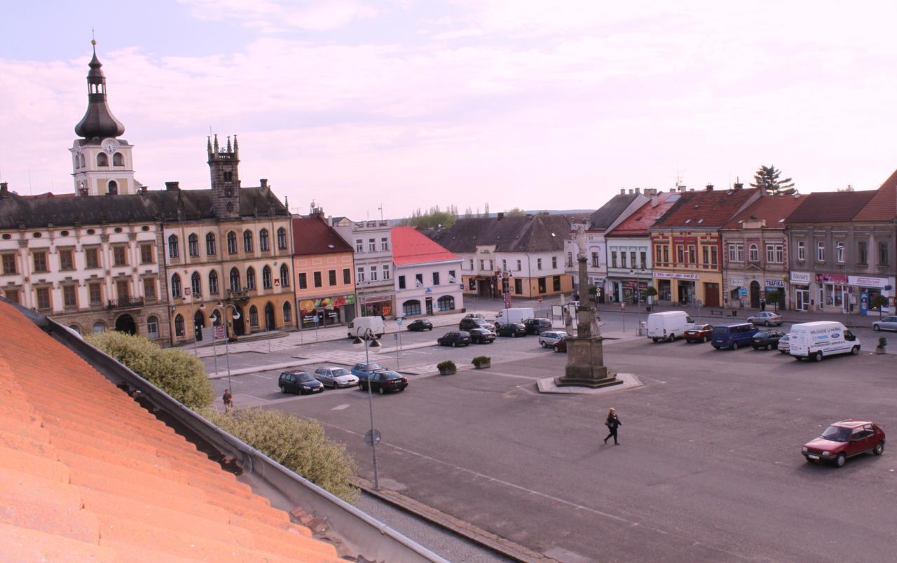 Hotel Královský Dvůr Hořice Exterior foto